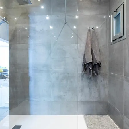 Wonderful In Paradise