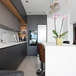 Wonderful In Paradise * سانتا كروز دي تينيريف